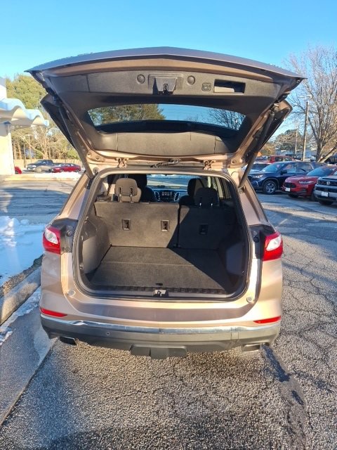 Used 2018 Chevrolet Equinox LT w/ Sun & Infotainment Package image 6