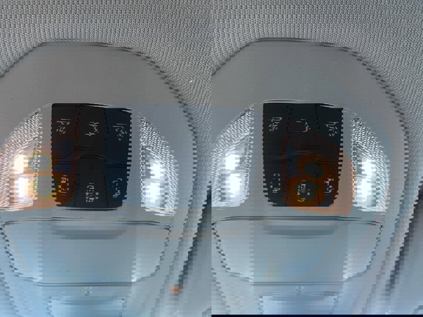 Used 2022 Chrysler Pacifica Touring-L image 39