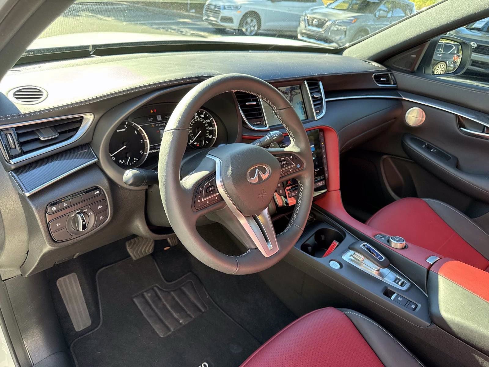 Certified 2025 INFINITI QX50 Sport image 11