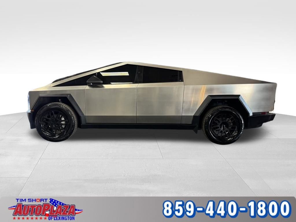 Used 2024 Tesla Cybertruck AWD Crew Cab image 12