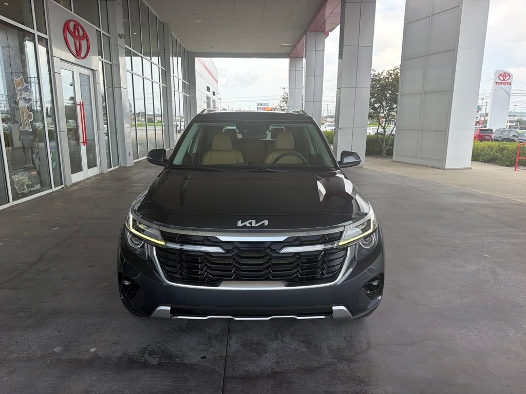 Used 2024 Kia Seltos EX AWD/4WD image 8