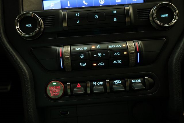 Used 2022 Ford Mustang Shelby GT500 w/ Technology Package image 89