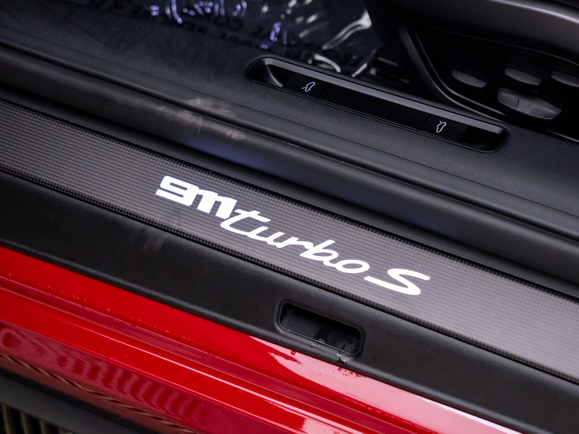 Certified 2022 Porsche 911 Turbo S image 19