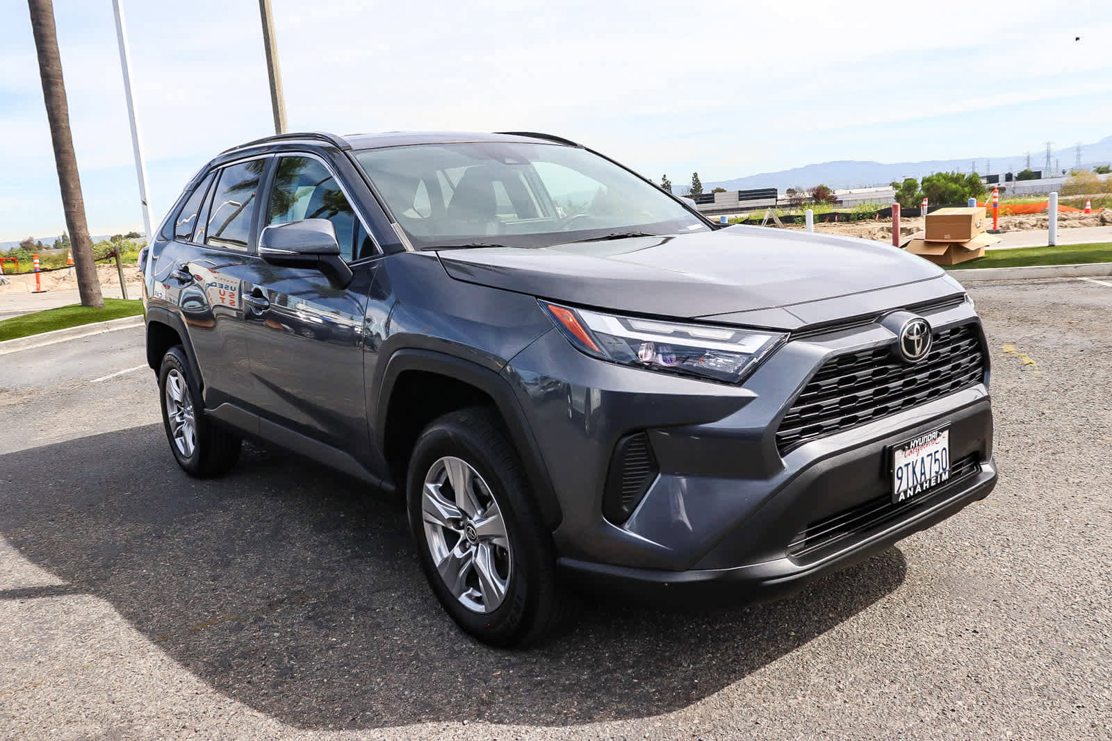 Used 2023 Toyota RAV4 XLE image 3