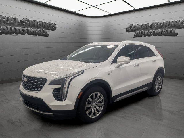 Used 2023 Cadillac XT4 Premium Luxury FWD image 3