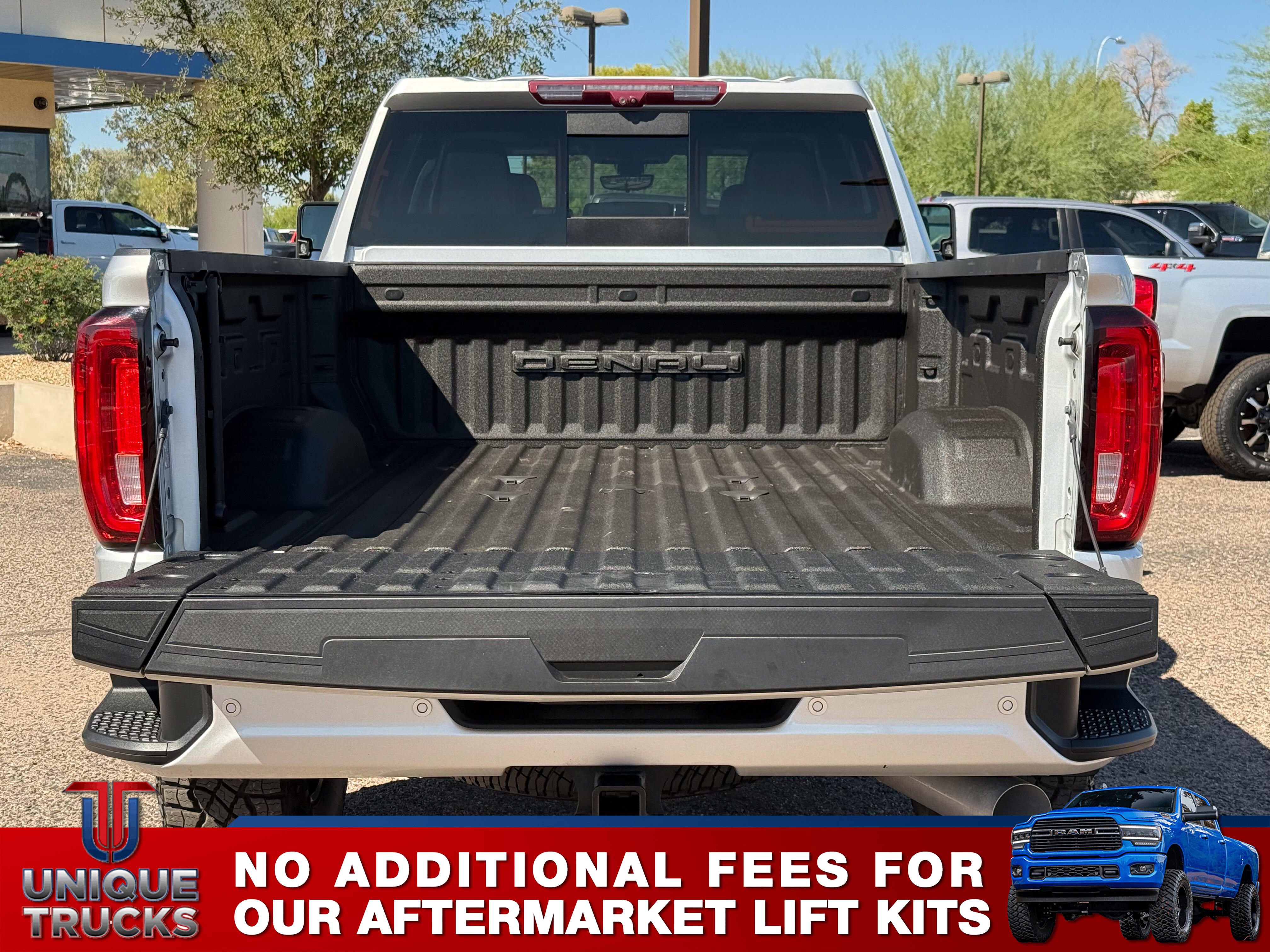 Used 2020 GMC Sierra 2500 Denali w/ Denali Ultimate Package image 7