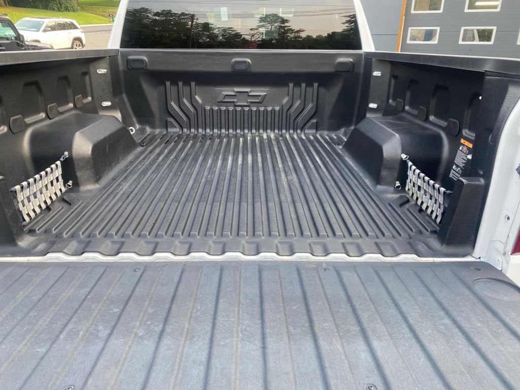Used 2022 Chevrolet Silverado 1500 LT AWD/4WD image 16