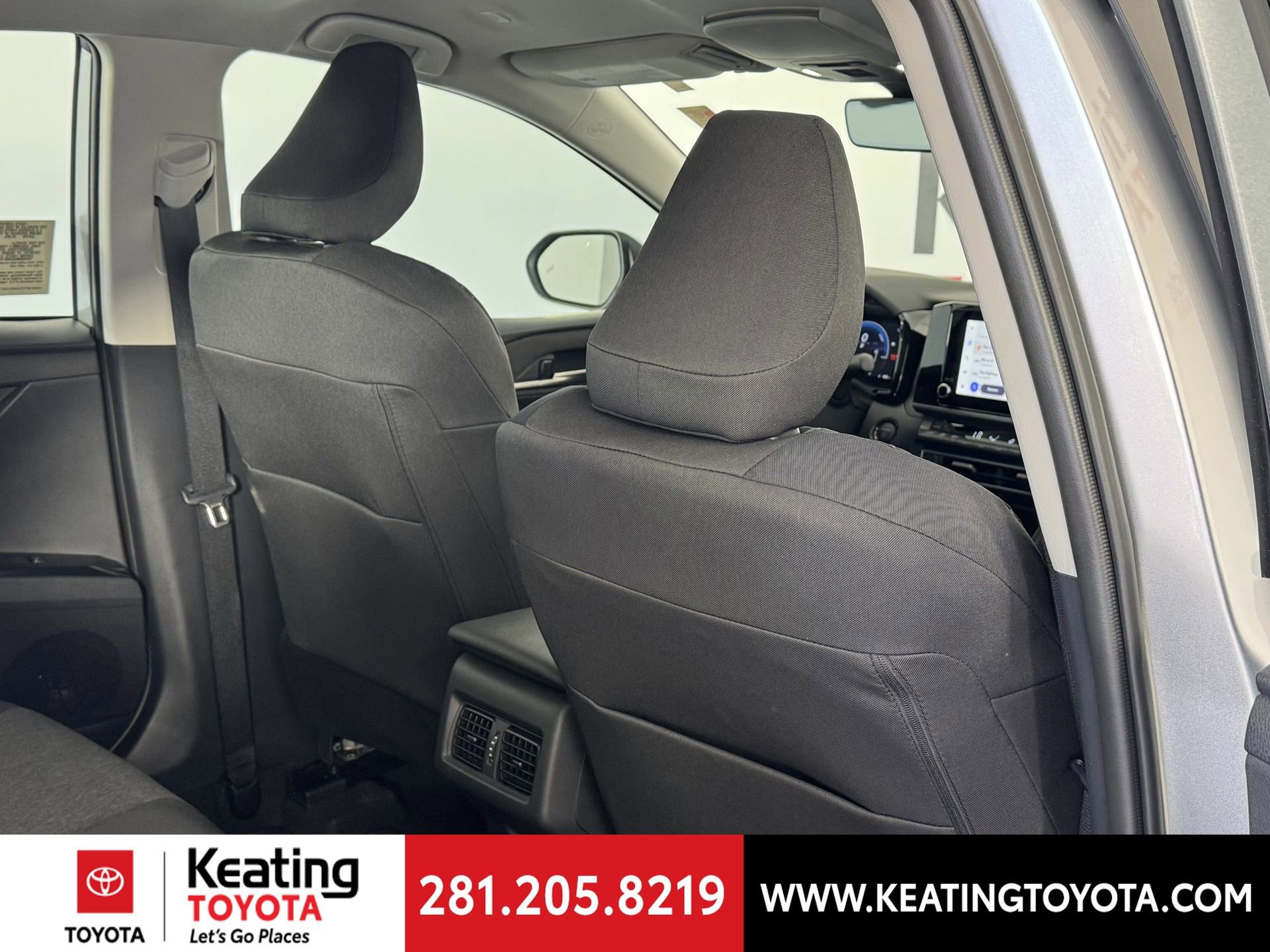 Used 2026 Toyota Camry LE w/ Convenience Package image 19