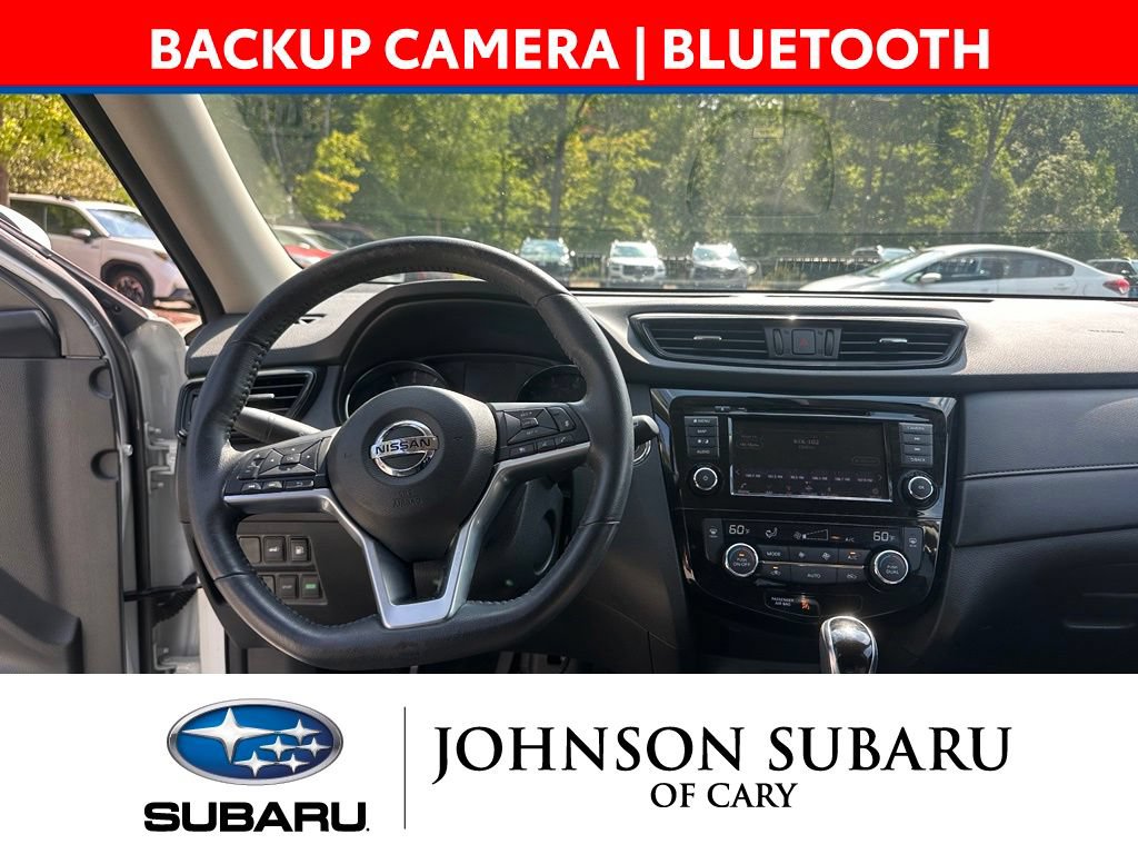 Used 2018 Nissan Rogue SV w/ Sun & Sound Touring Package FWD image 8