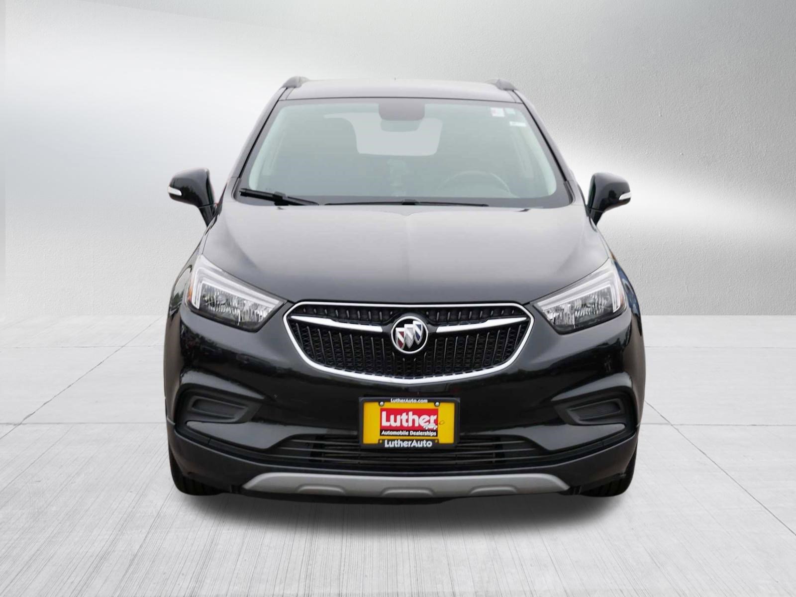 Used 2017 Buick Encore Preferred FWD image 2