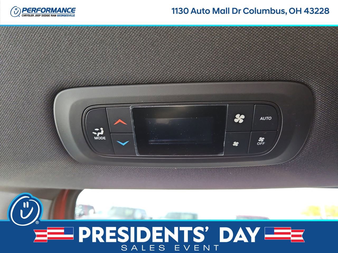 New 2026 Chrysler Pacifica Select image 14