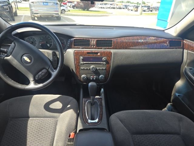 Used 2012 Chevrolet Impala LT FWD image 12