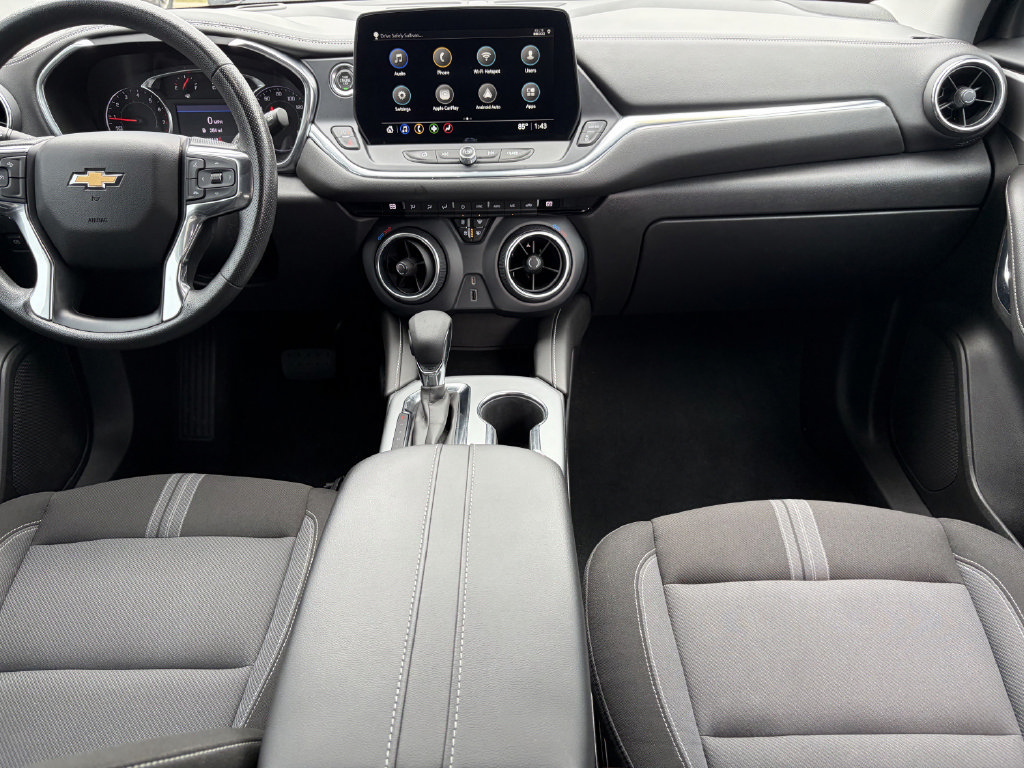 Used 2023 Chevrolet Blazer LT FWD image 19