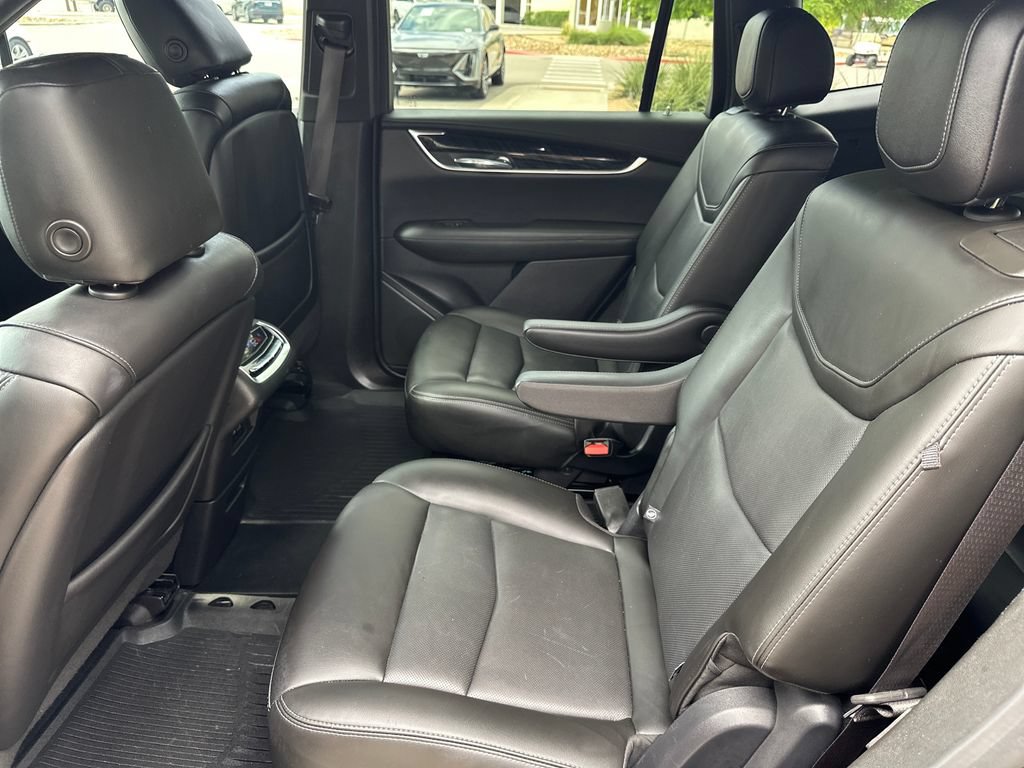 Used 2021 Cadillac XT6 Premium Luxury AWD/4WD image 34
