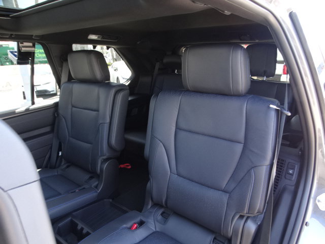 New 2026 Toyota Sequoia Platinum w/ TRD Off-Road Package AWD/4WD image 12