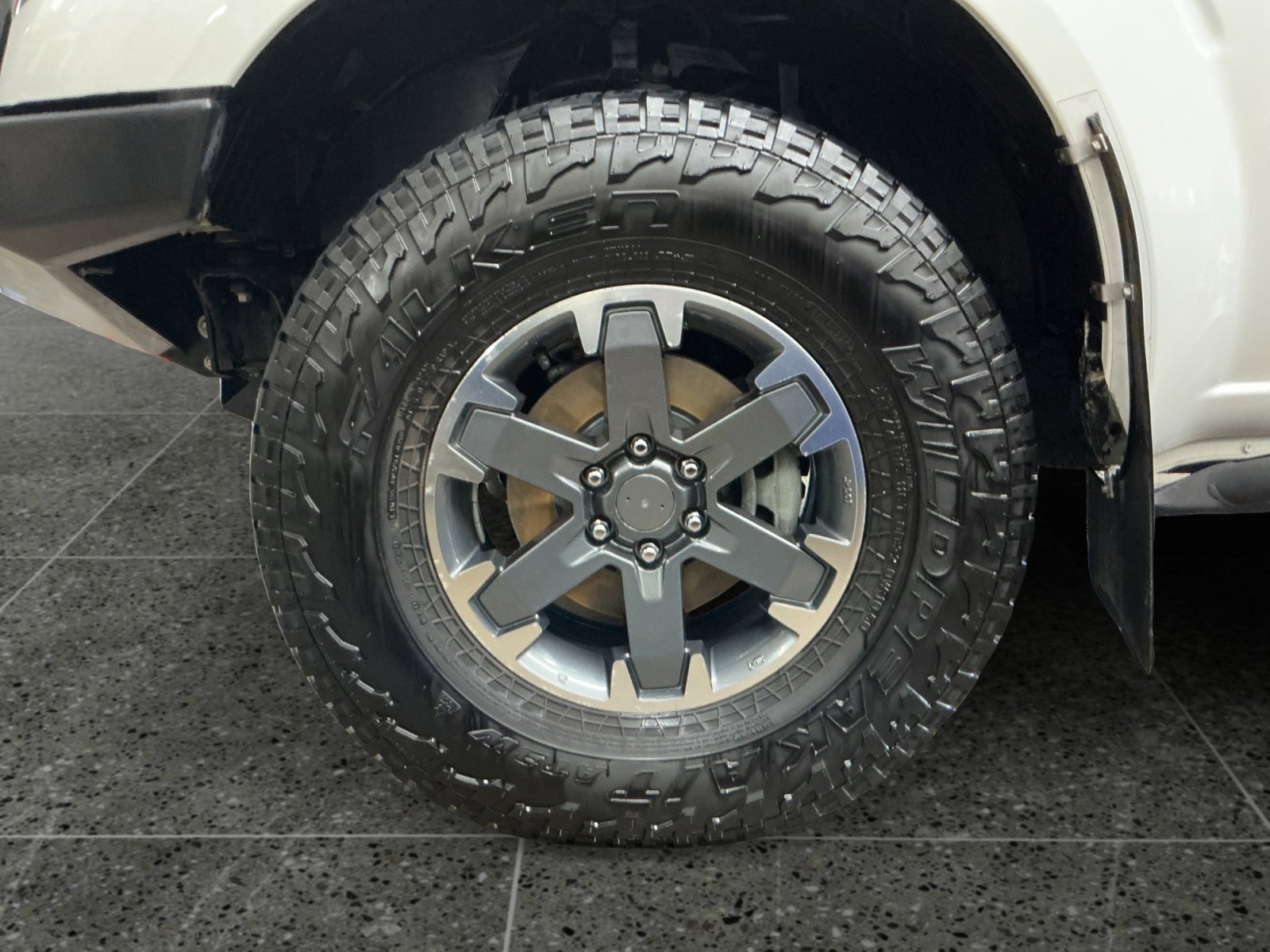 Used 2019 Nissan Frontier PRO-4X AWD/4WD image 14