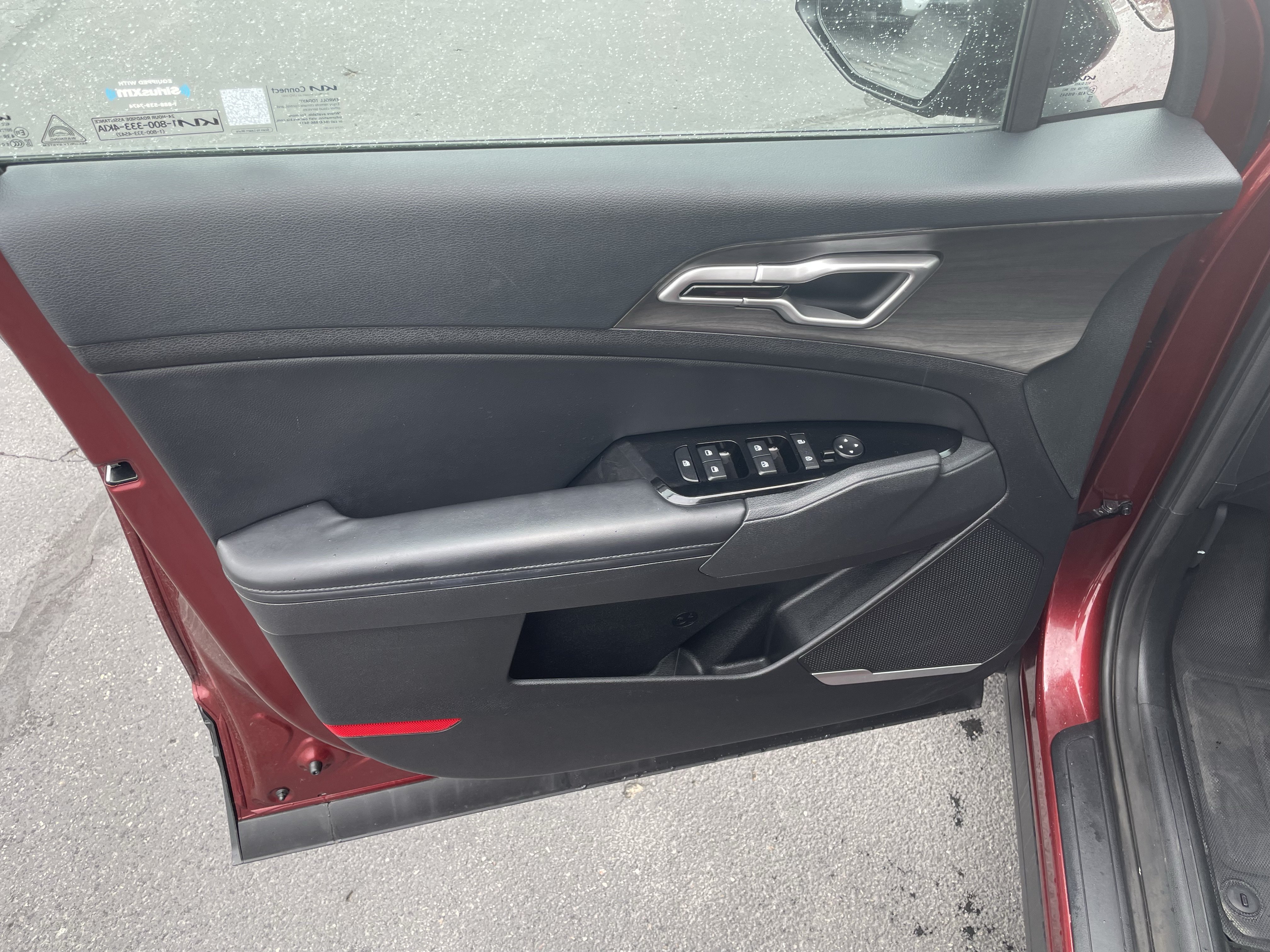 Used 2023 Kia Sportage X-Line AWD/4WD image 11