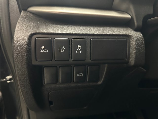 Used 2025 Mitsubishi Eclipse Cross SE AWD/4WD image 21