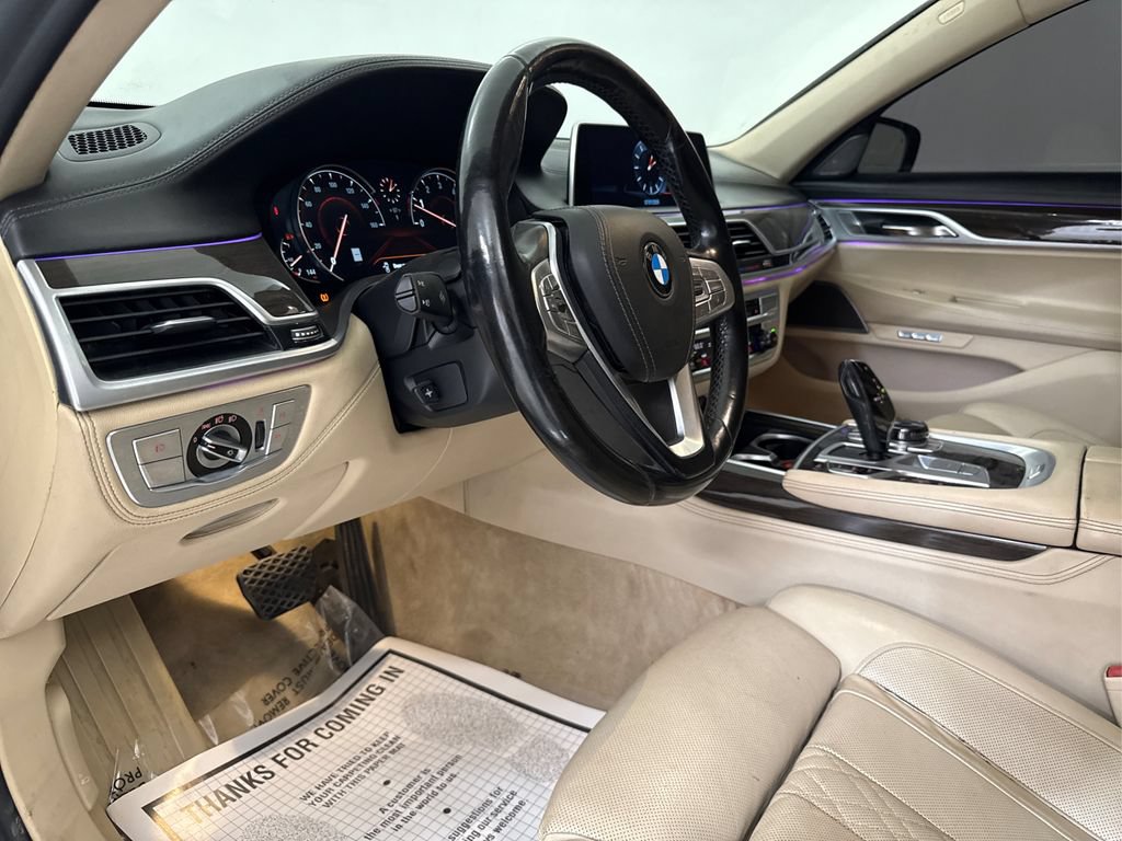 Used 2017 BMW 740i RWD image 27