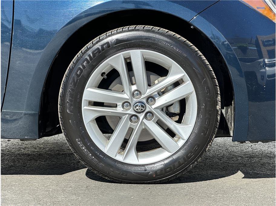 Used 2020 Toyota Corolla SE w/ SE Preferred Package image 27