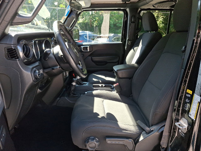 Used 2022 Jeep Gladiator Sport AWD/4WD image 15