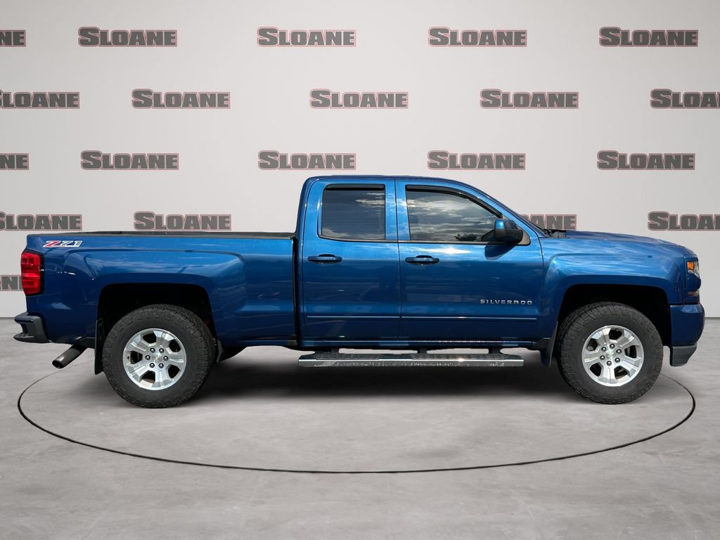 Used 2017 Chevrolet Silverado 1500 LT w/ All Star Edition AWD/4WD image 6