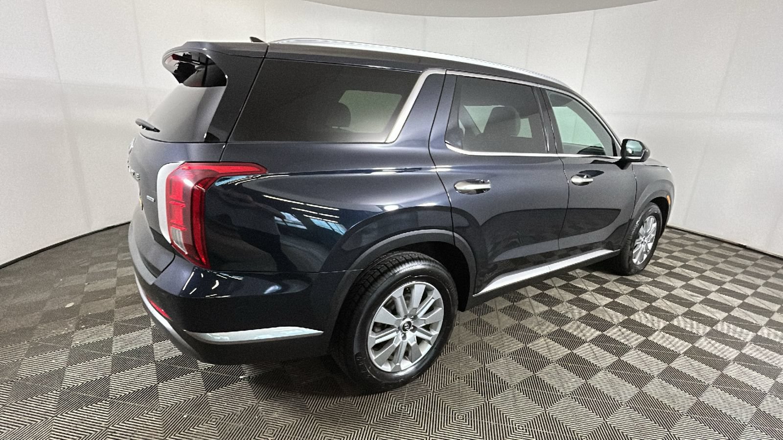 Used 2025 Hyundai Palisade SEL AWD/4WD image 3