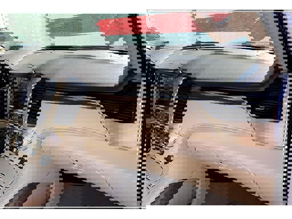 Used 2019 GMC Yukon XL Denali w/ Denali Ultimate Package image 17