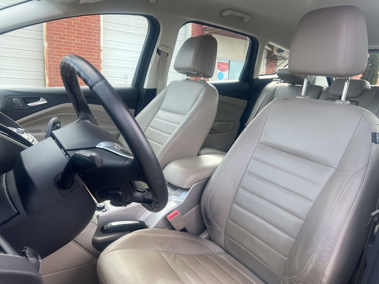 Used 2013 Ford C-MAX SEL image 17