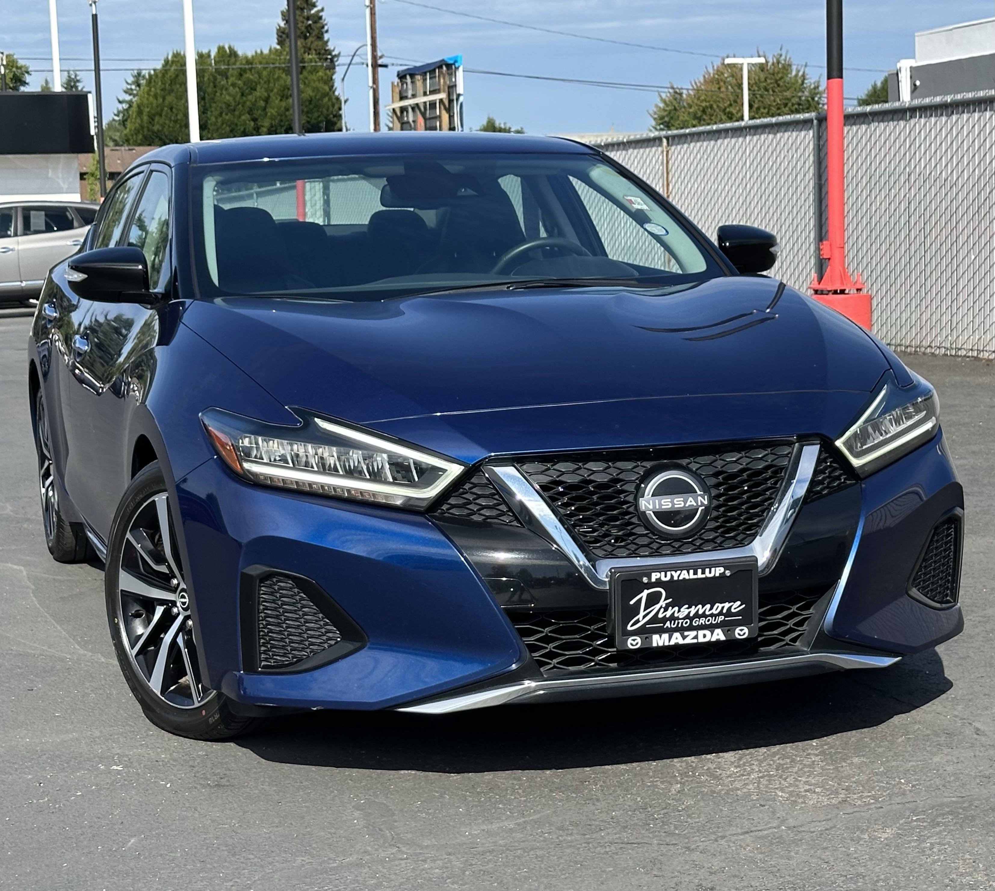 Used 2023 Nissan Maxima SV w/ Floor Mat Group image 3