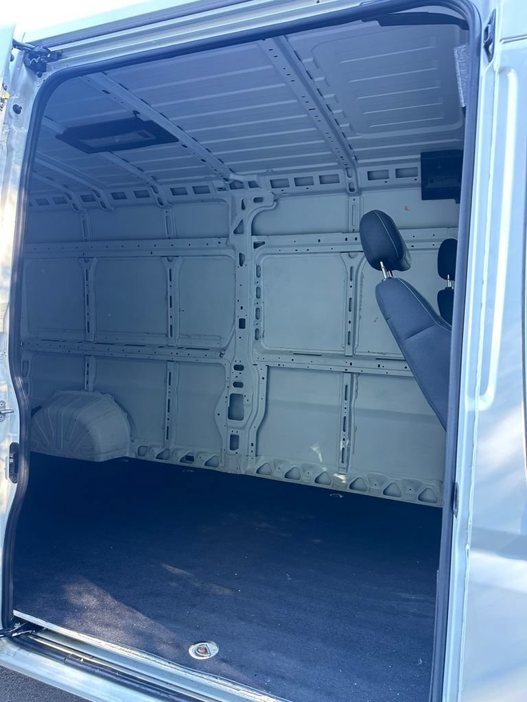 Used 2023 RAM ProMaster 2500 FWD image 15