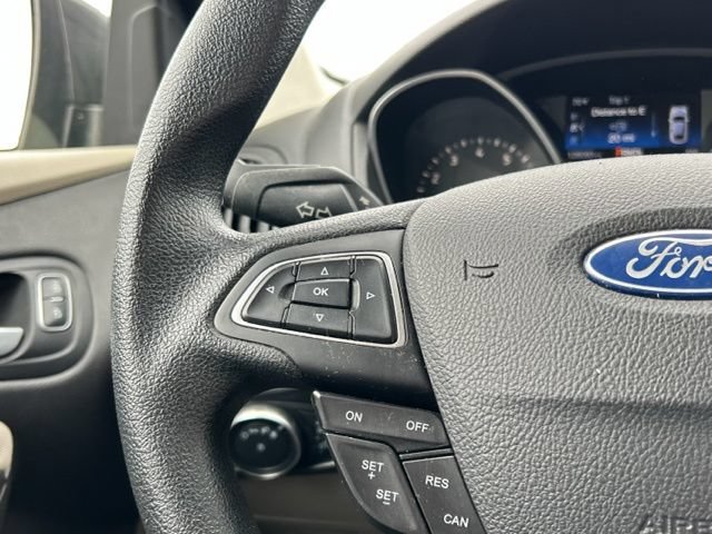 Used 2015 Ford Focus SE FWD image 28