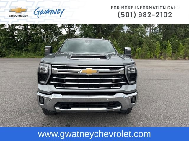 Used 2024 Chevrolet Silverado 2500 LTZ w/ LTZ Convenience Package AWD/4WD image 2