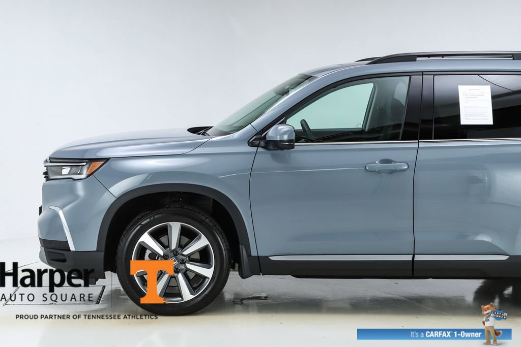 Used 2025 Honda Pilot Elite image 42