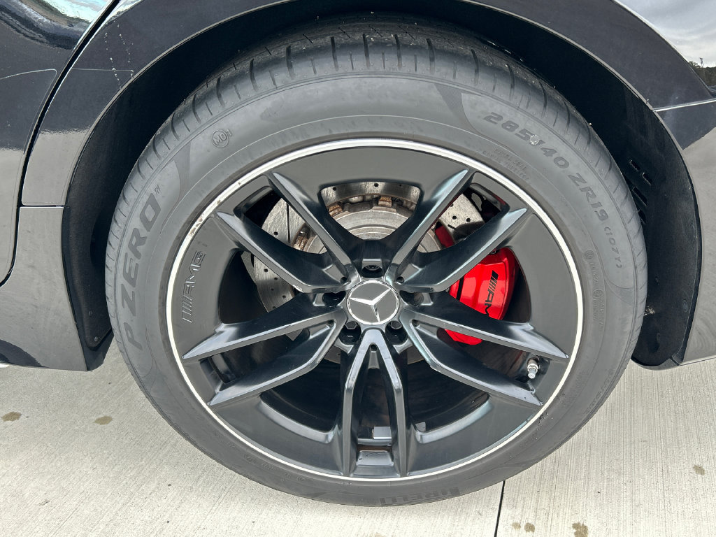 Used 2024 Mercedes-Benz AMG GT 63 image 37