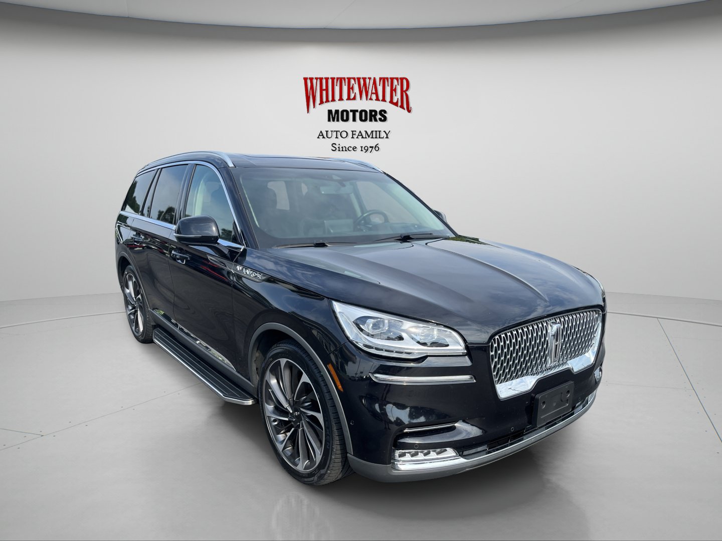Used 2020 Lincoln Aviator Reserve w/ Equipment Group 202A AWD/4WD image 3