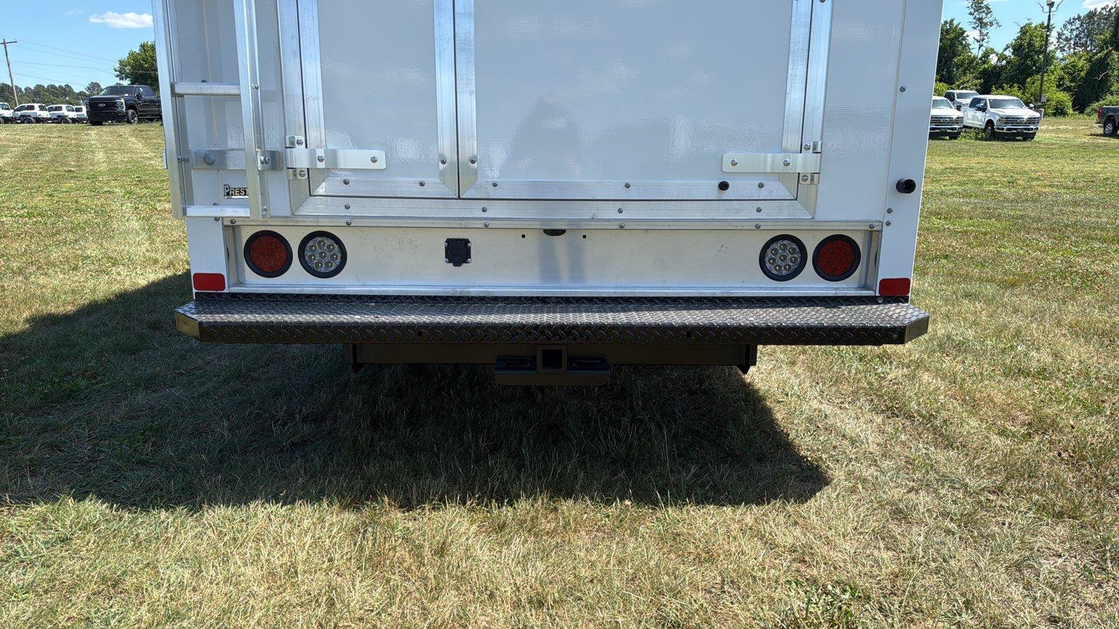 New 2027 Ford E-350 and Econoline 350 Super Duty w/ Power Equipment Group RWD image 22