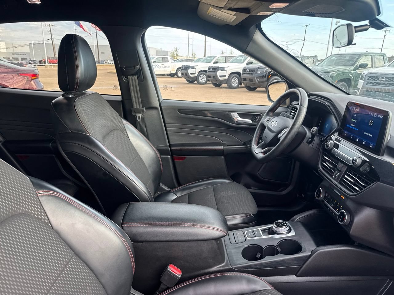 Used 2024 Ford Escape ST-Line AWD/4WD image 32