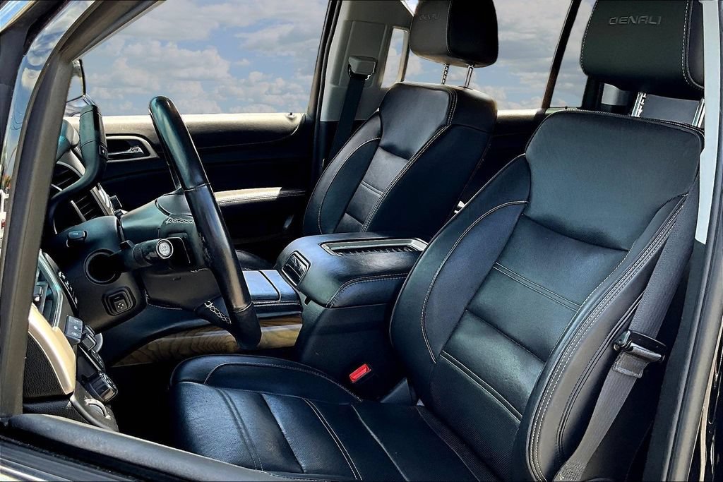 Used 2019 GMC Yukon XL Denali RWD image 20