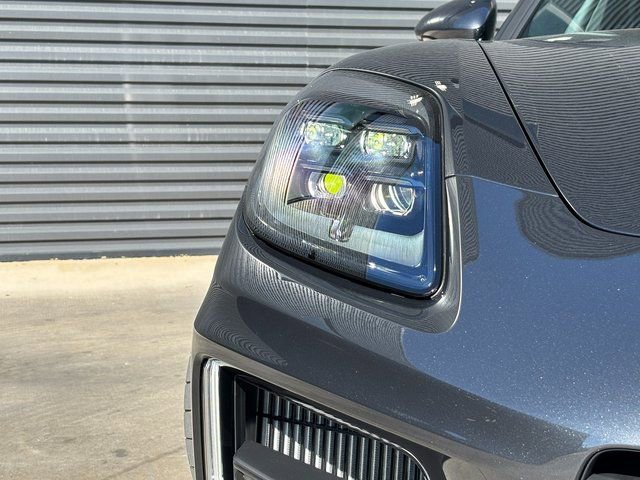 New 2026 Porsche Panamera 4 image 12