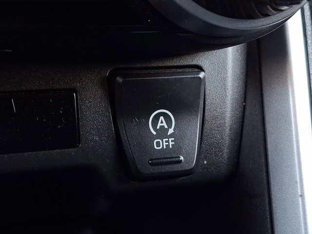 Used 2022 Toyota RAV4 XLE image 25