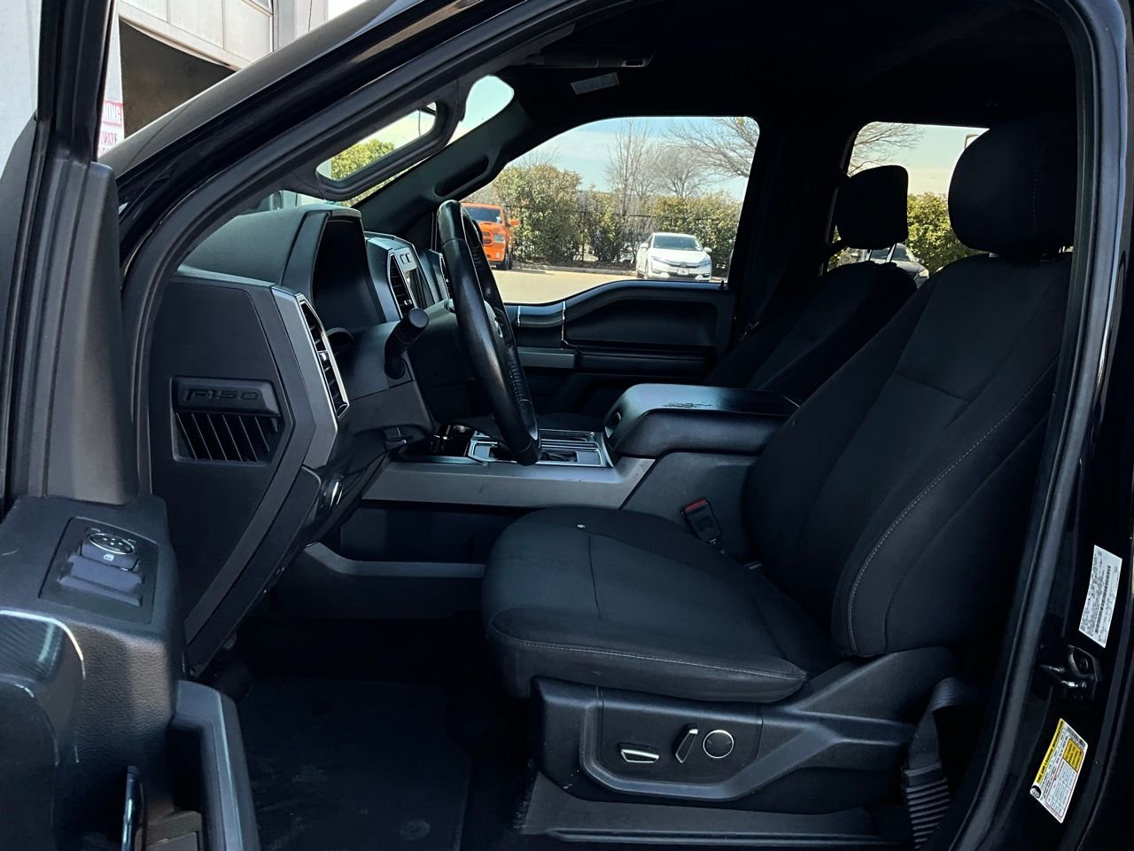 Used 2018 Ford F150 XLT w/ Equipment Group 302A Luxury image 10