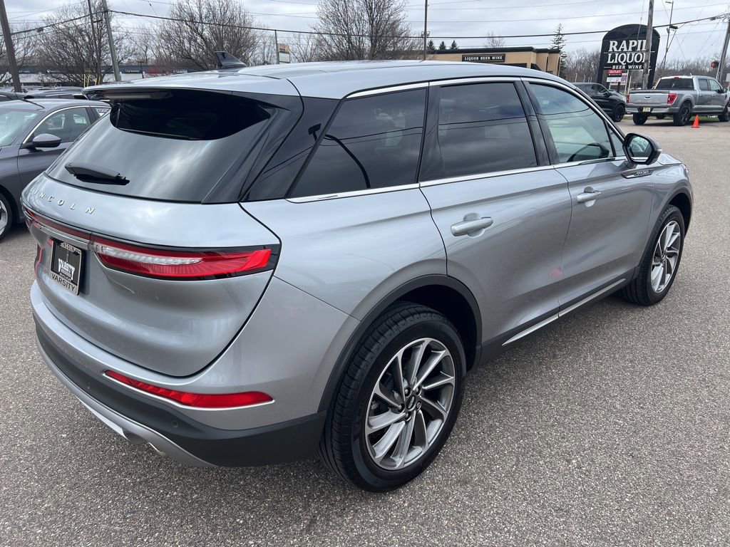 Used 2024 Lincoln Corsair AWD w/ Equipment Group 101A image 6