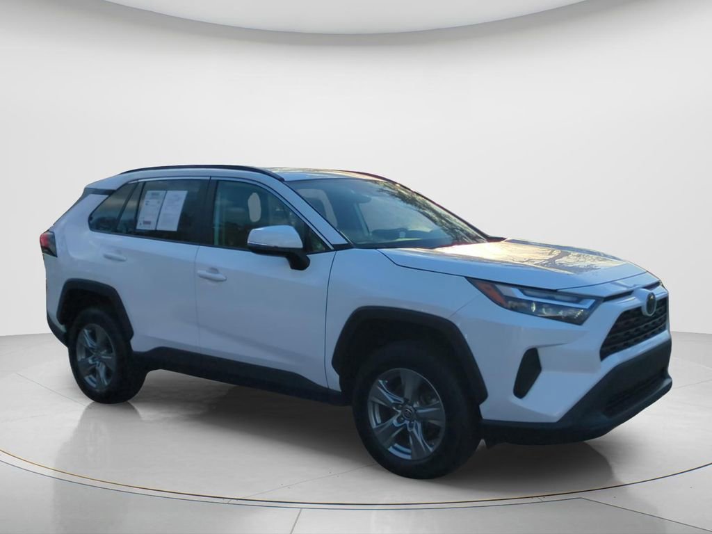 Used 2024 Toyota RAV4 XLE image 2