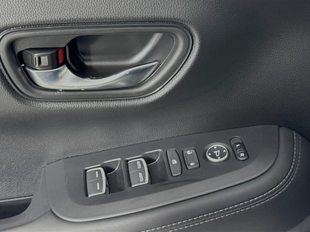 Used 2026 Honda HR-V EX-L image 23