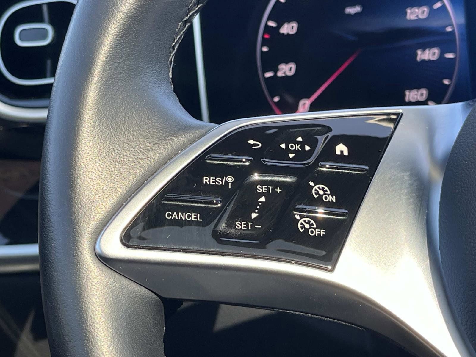 Certified 2025 Mercedes-Benz GLC 300 GLC 300 image 25