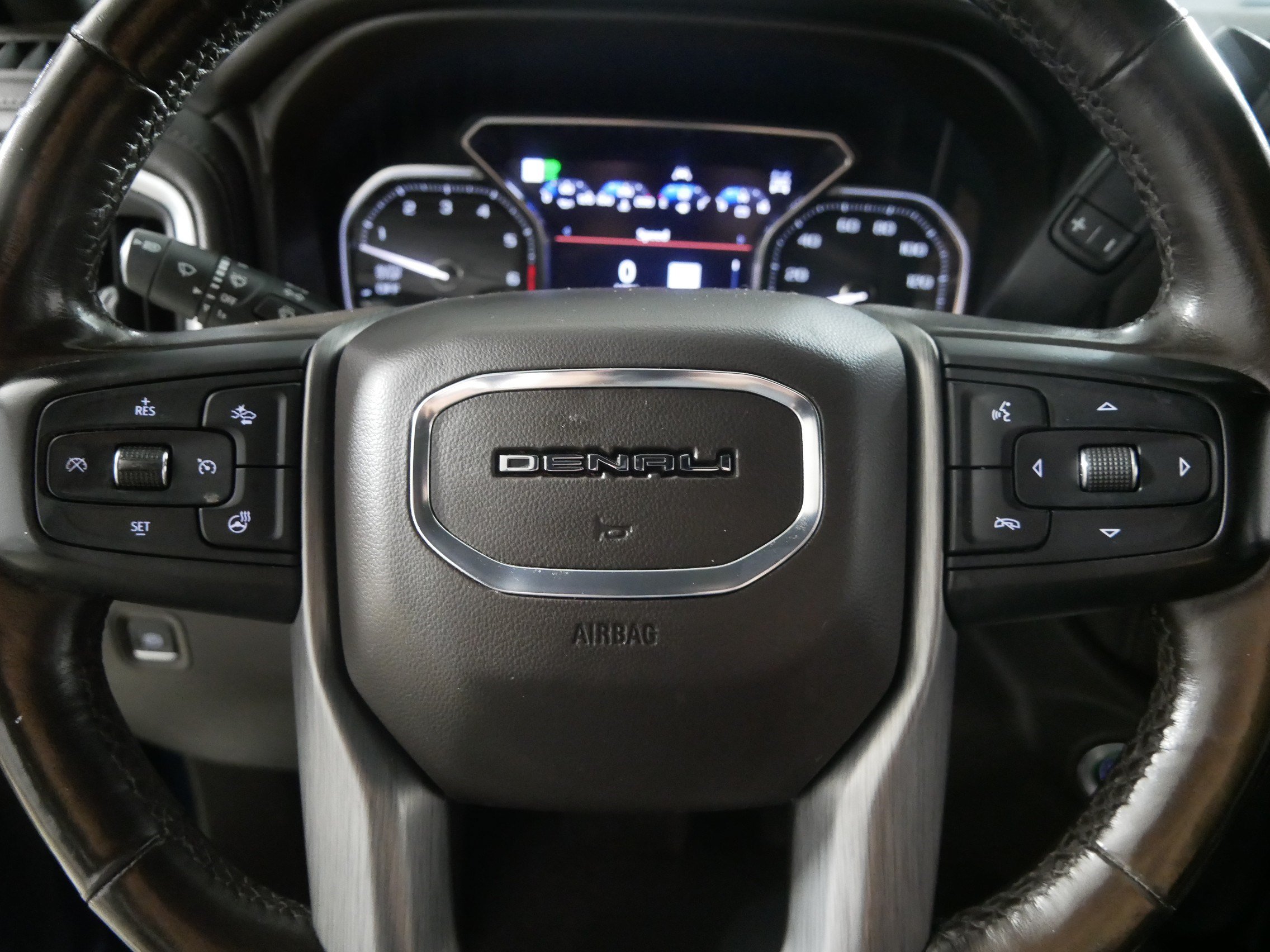 Used 2019 GMC Sierra 1500 Denali w/ Denali Ultimate Package AWD/4WD image 25