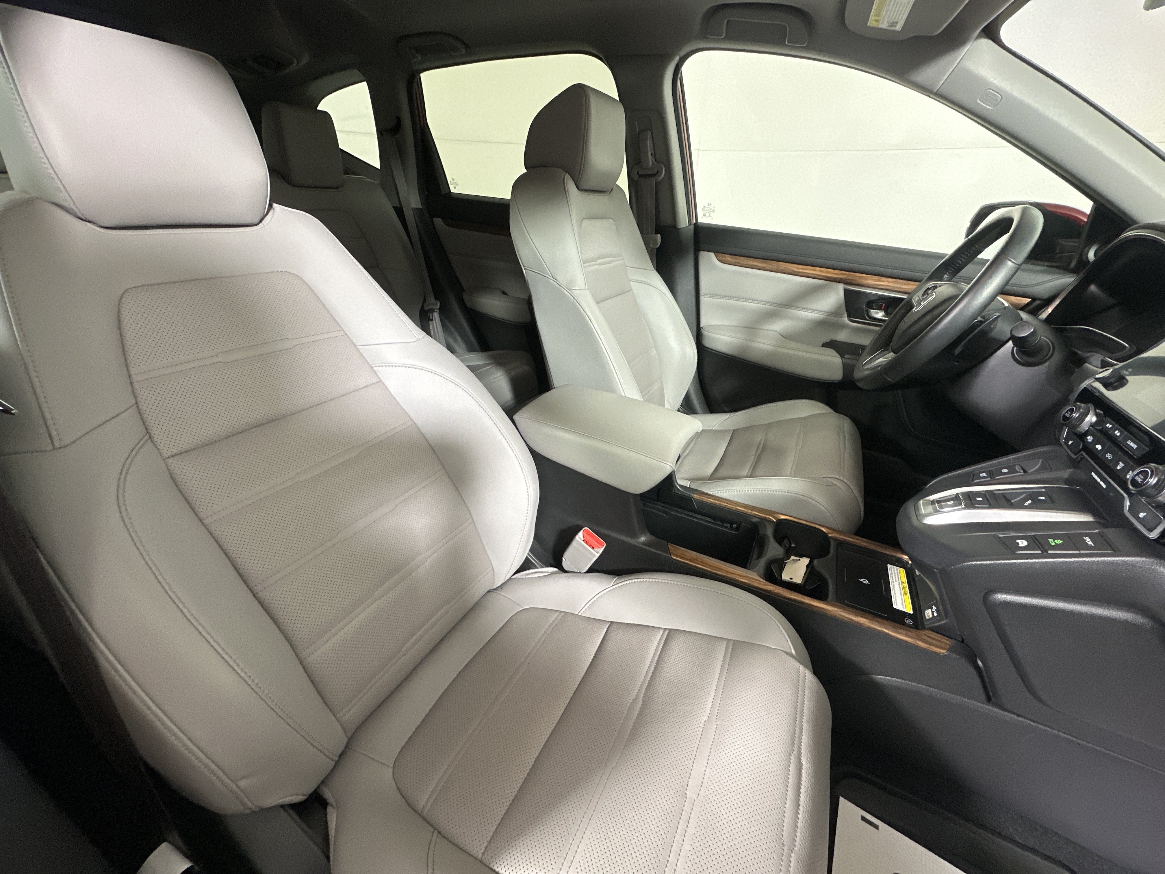 Used 2022 Honda CR-V Touring image 24