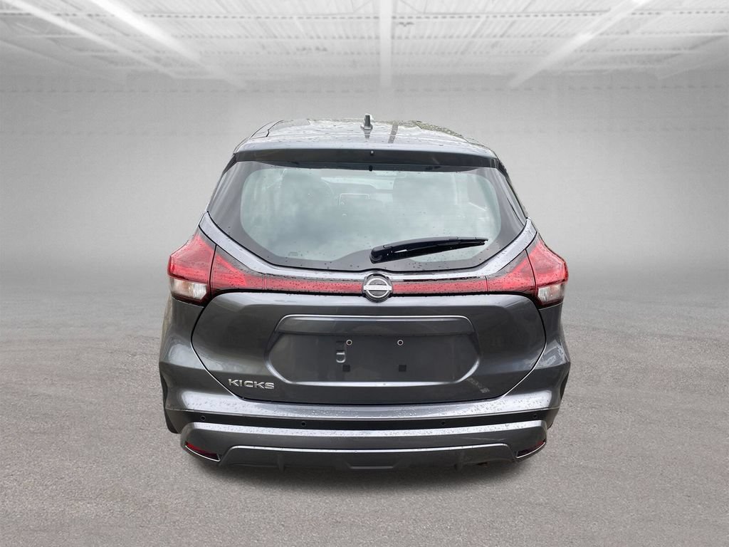Certified 2025 Nissan Kicks Play S FWD image 4