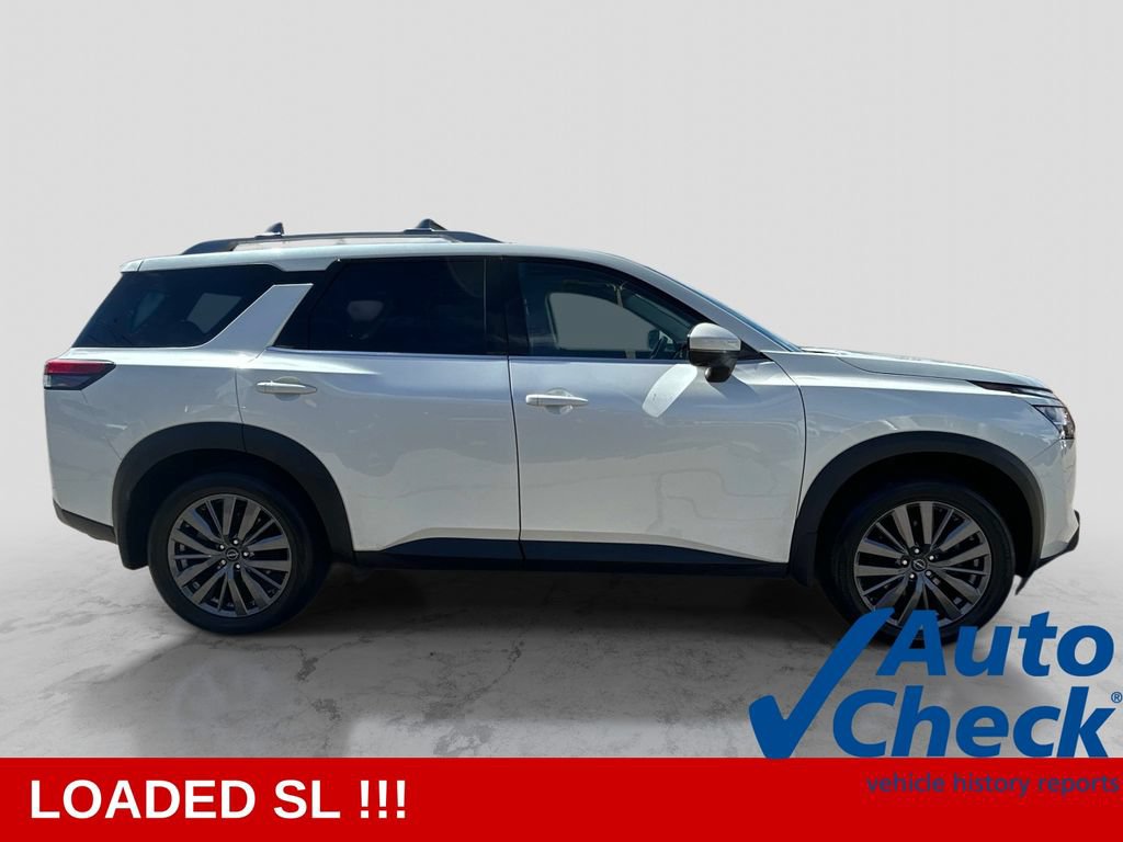 Certified 2023 Nissan Pathfinder SL w/ SL Premium Package AWD/4WD image 4
